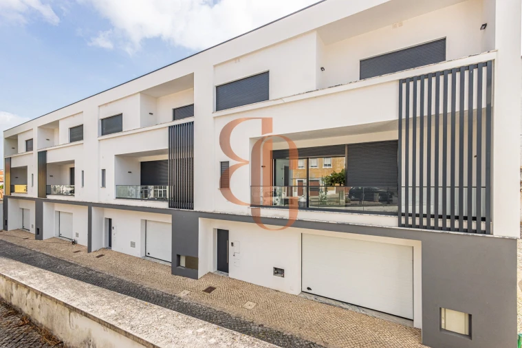 Moradia T3 para Venda em Rio Maior Foto 8