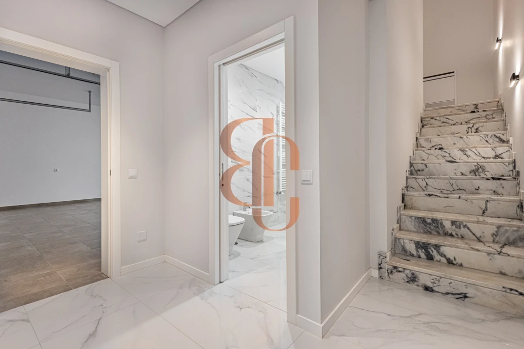 Moradia T3 para Venda em Rio Maior Foto 18