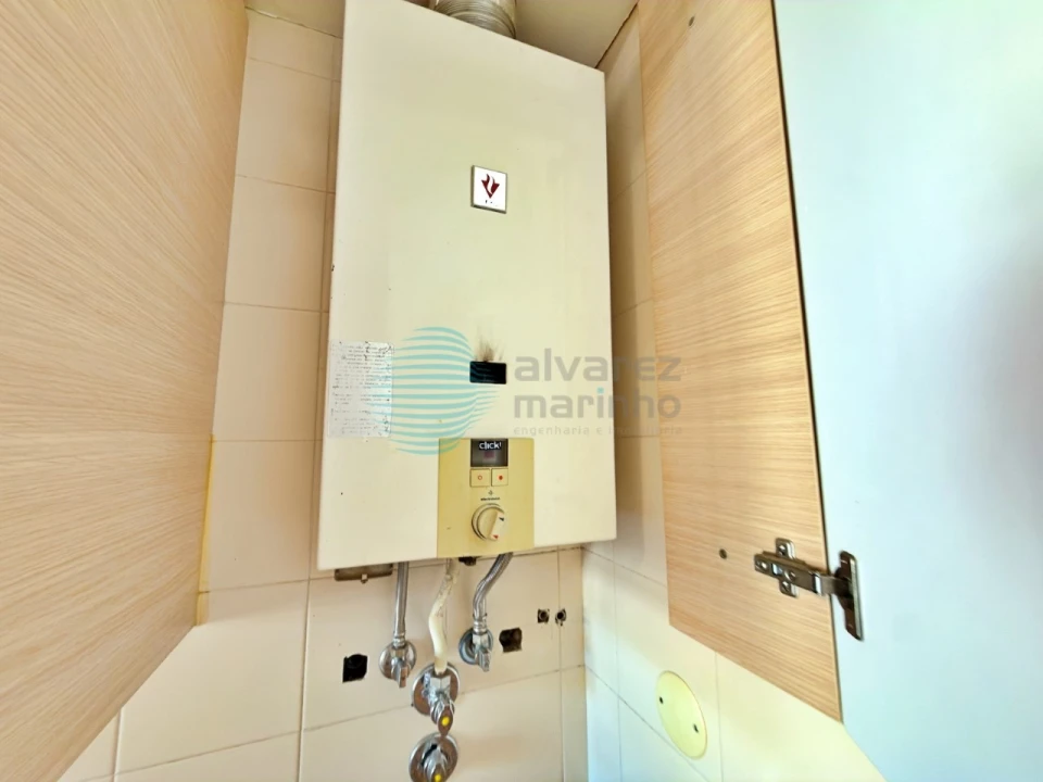 Apartamento T2 para Venda em Santa Maria, São Pedro e Matacães Foto 23