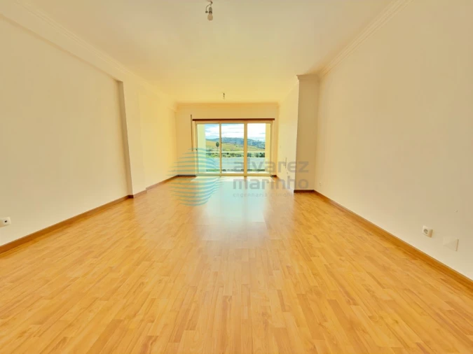 Apartamento T2 para Venda em Santa Maria, São Pedro e Matacães Foto 4