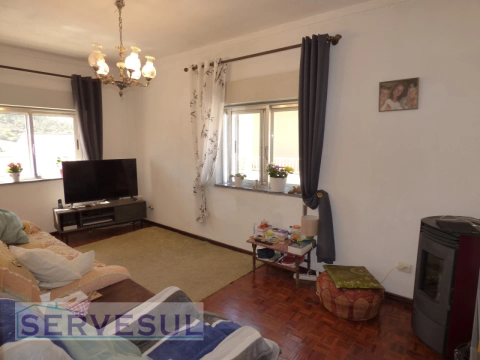 Moradia T4 para Venda em São Bartolomeu de Messines Foto 6