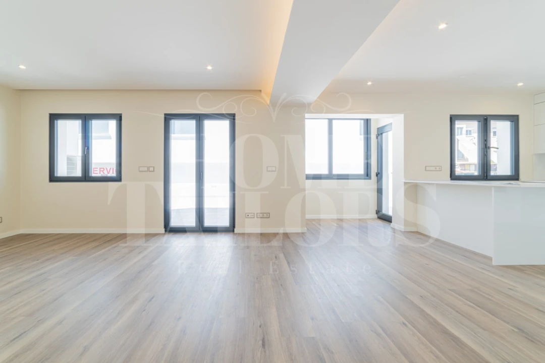 Apartamento T4 para Venda em Almada, Cova da Piedade, Pragal e Cacilhas Foto 5