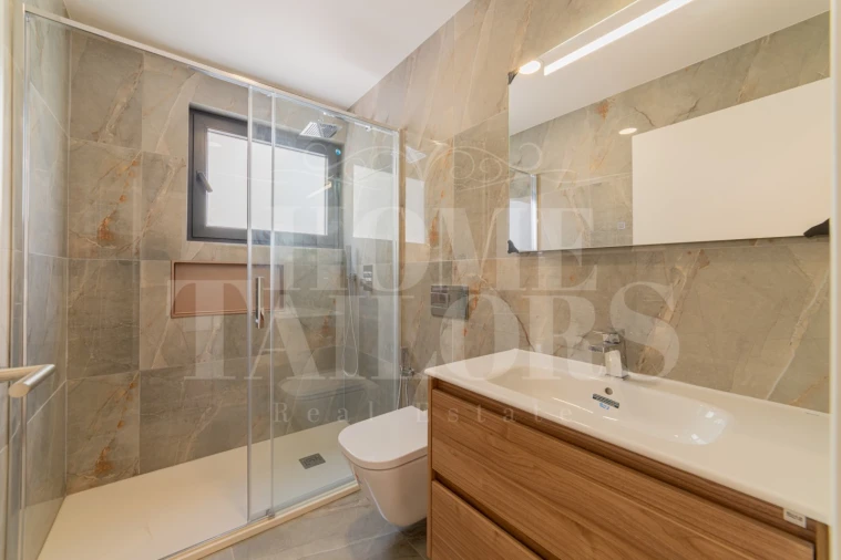 Apartamento T4 para Venda em Almada, Cova da Piedade, Pragal e Cacilhas Foto 2