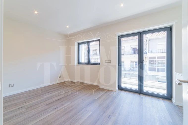 Apartamento T4 para Venda em Almada, Cova da Piedade, Pragal e Cacilhas Foto 17