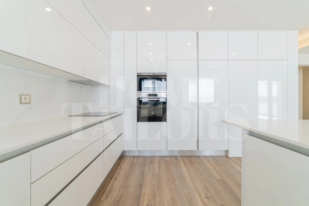 Apartamento T4 para Venda em Almada, Cova da Piedade, Pragal e Cacilhas Foto 6