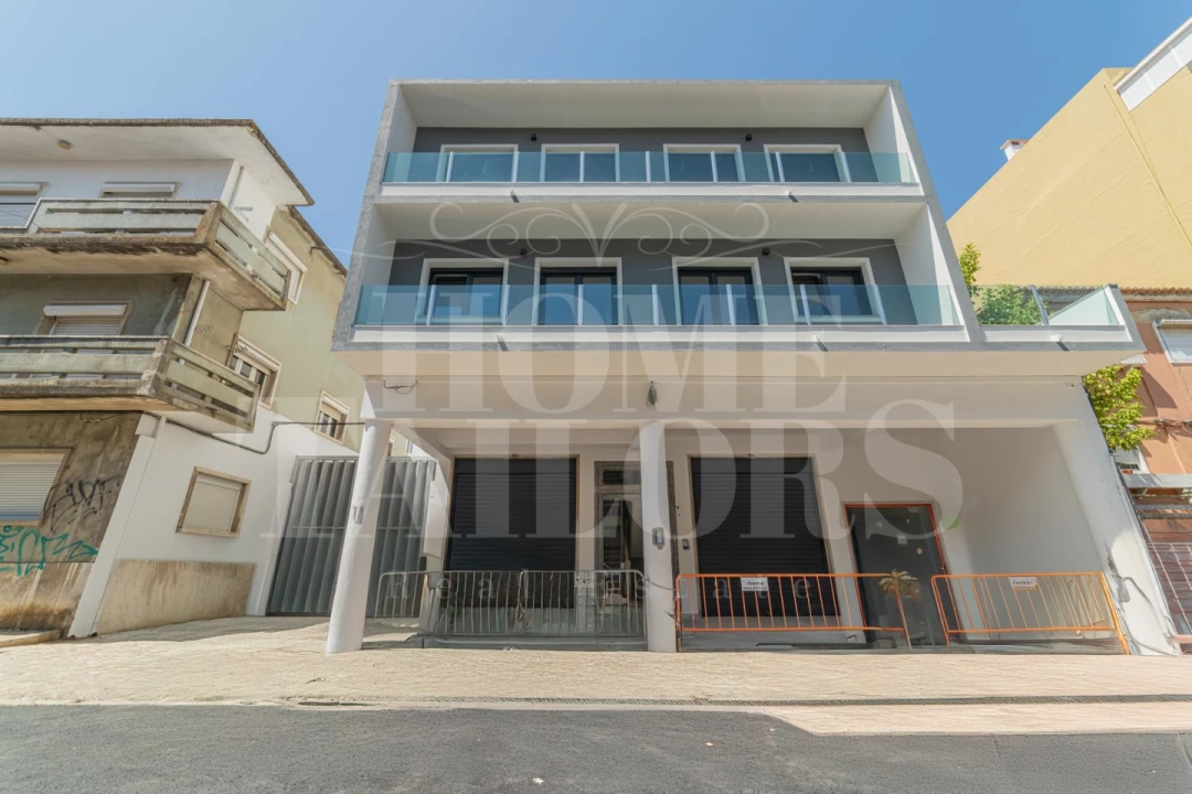 Apartamento T4 para Venda em Almada, Cova da Piedade, Pragal e Cacilhas Foto 3