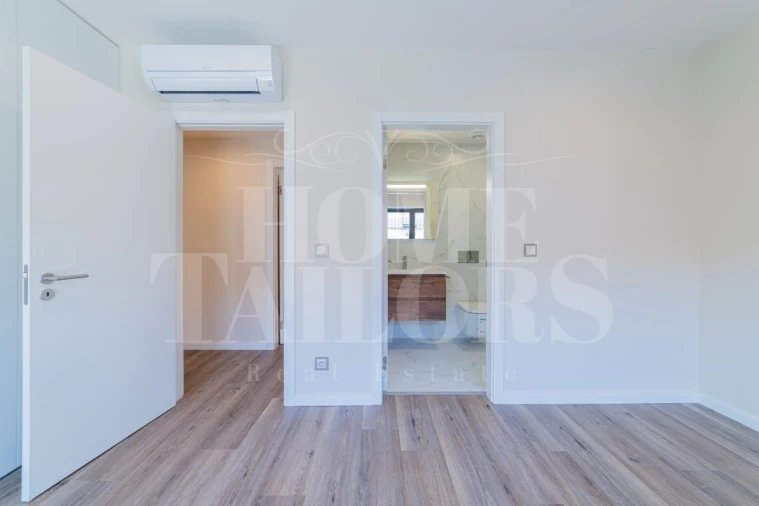 Apartamento T4 para Venda em Almada, Cova da Piedade, Pragal e Cacilhas Foto 20