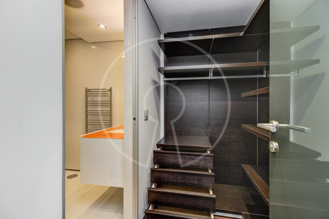 Apartamento T6 para Venda em Avenidas Novas Foto 34