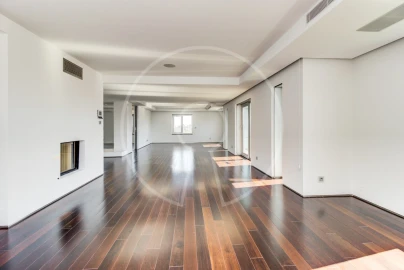 Apartamento T6 para Venda em Avenidas Novas