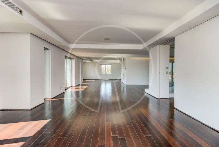 Apartamento T6 para Venda em Avenidas Novas Foto 6