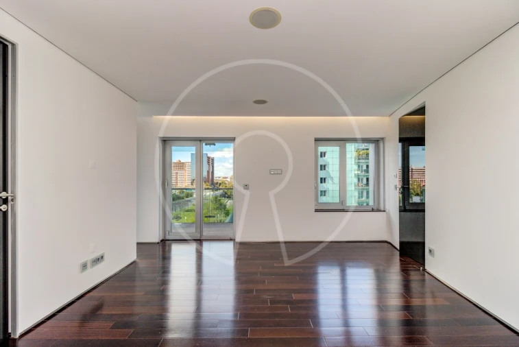 Apartamento T6 para Venda em Avenidas Novas Foto 19