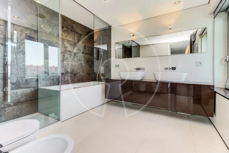 Apartamento T6 para Venda em Avenidas Novas Foto 20