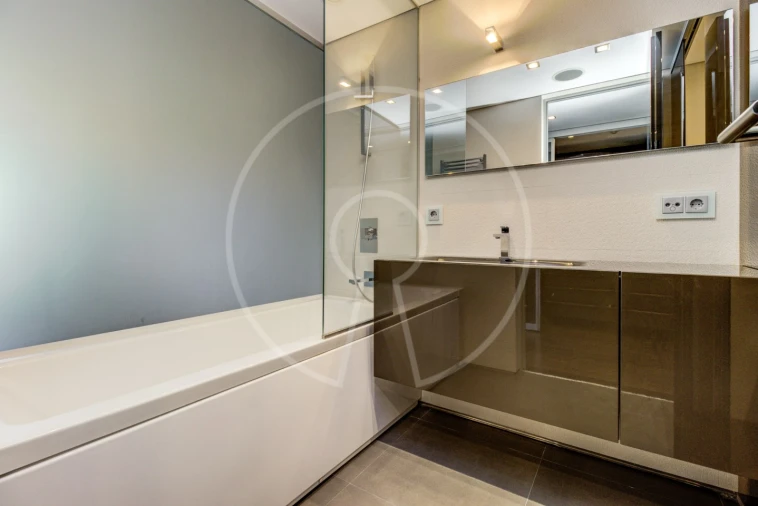 Apartamento T6 para Venda em Avenidas Novas Foto 39