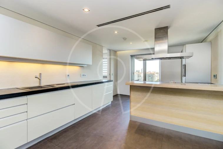 Apartamento T6 para Venda em Avenidas Novas Foto 47