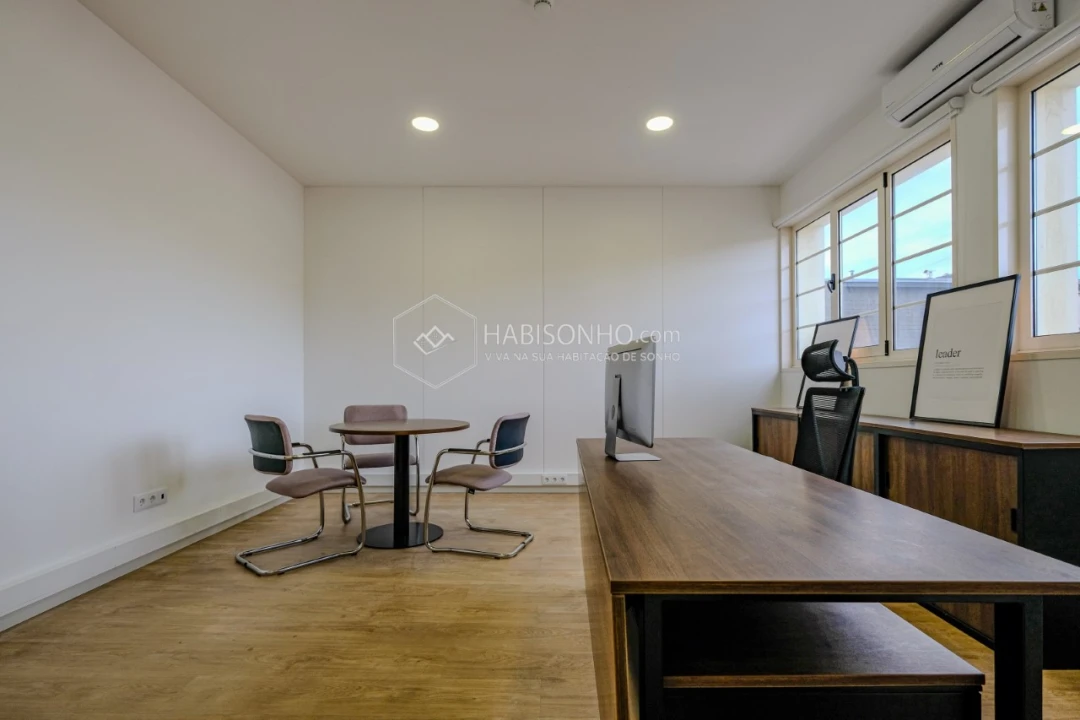 Escritório para Arrendamento em Gondomar (São Cosme), Valbom e Jovim Foto 3