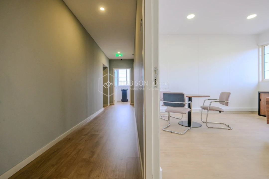 Escritório para Arrendamento em Gondomar (São Cosme), Valbom e Jovim Foto 9