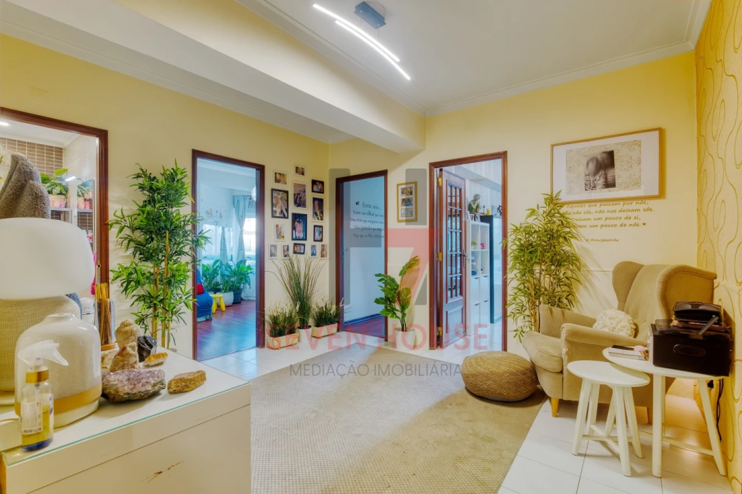 Apartamento T2 para Venda em Santo António dos Cavaleiros e Frielas Foto 7