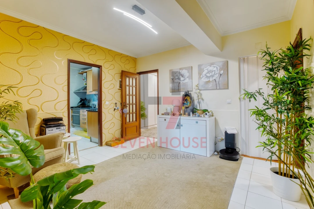 Apartamento T2 para Venda em Santo António dos Cavaleiros e Frielas Foto 24