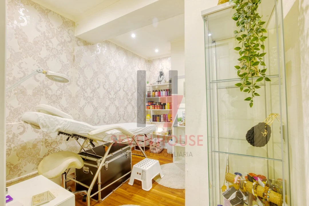 Apartamento T2 para Venda em Santo António dos Cavaleiros e Frielas Foto 25