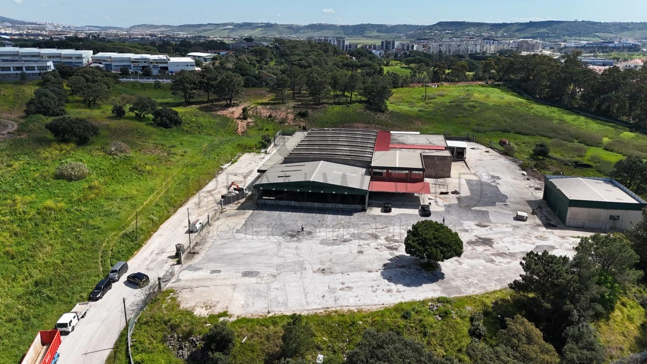 Armazém para Arrendamento em Loures Foto 23