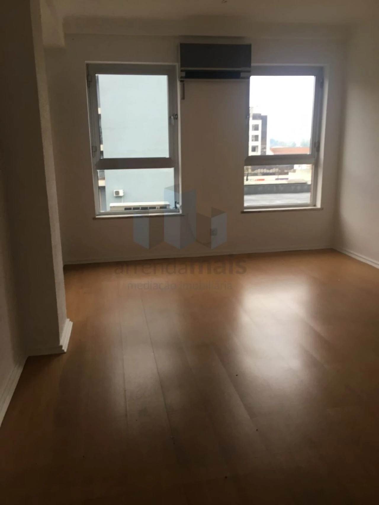 Escritório para Arrendamento em Sé Nova, Santa Cruz, Almedina e São Bartolomeu Foto 5