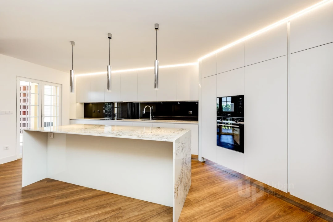 Apartamento T4 para Venda em Santa Maria e São Miguel, São Martinho, São Pedro Penaferrim Foto 6