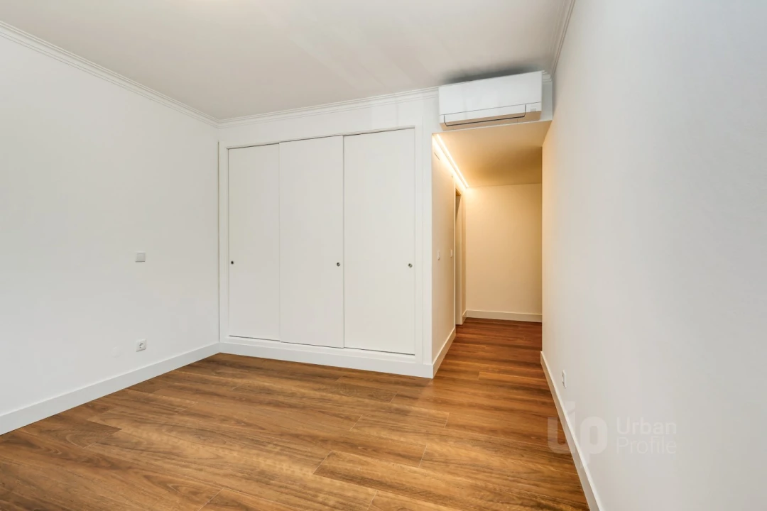 Apartamento T4 para Venda em Santa Maria e São Miguel, São Martinho, São Pedro Penaferrim Foto 13