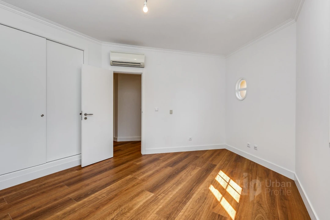 Apartamento T4 para Venda em Santa Maria e São Miguel, São Martinho, São Pedro Penaferrim Foto 15