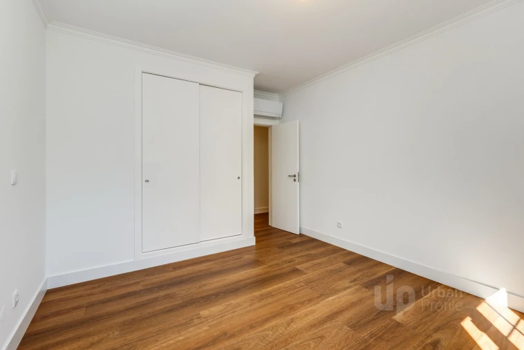 Apartamento T4 para Venda em Santa Maria e São Miguel, São Martinho, São Pedro Penaferrim Foto 18