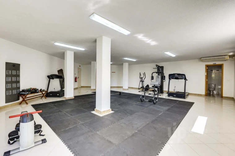 Apartamento T4 para Venda em Santa Maria e São Miguel, São Martinho, São Pedro Penaferrim Foto 30