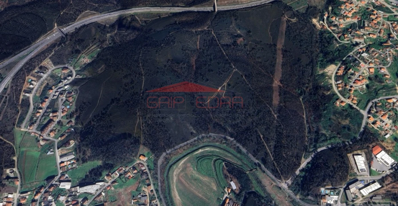 Terreno para Venda em Lordelo Foto 3