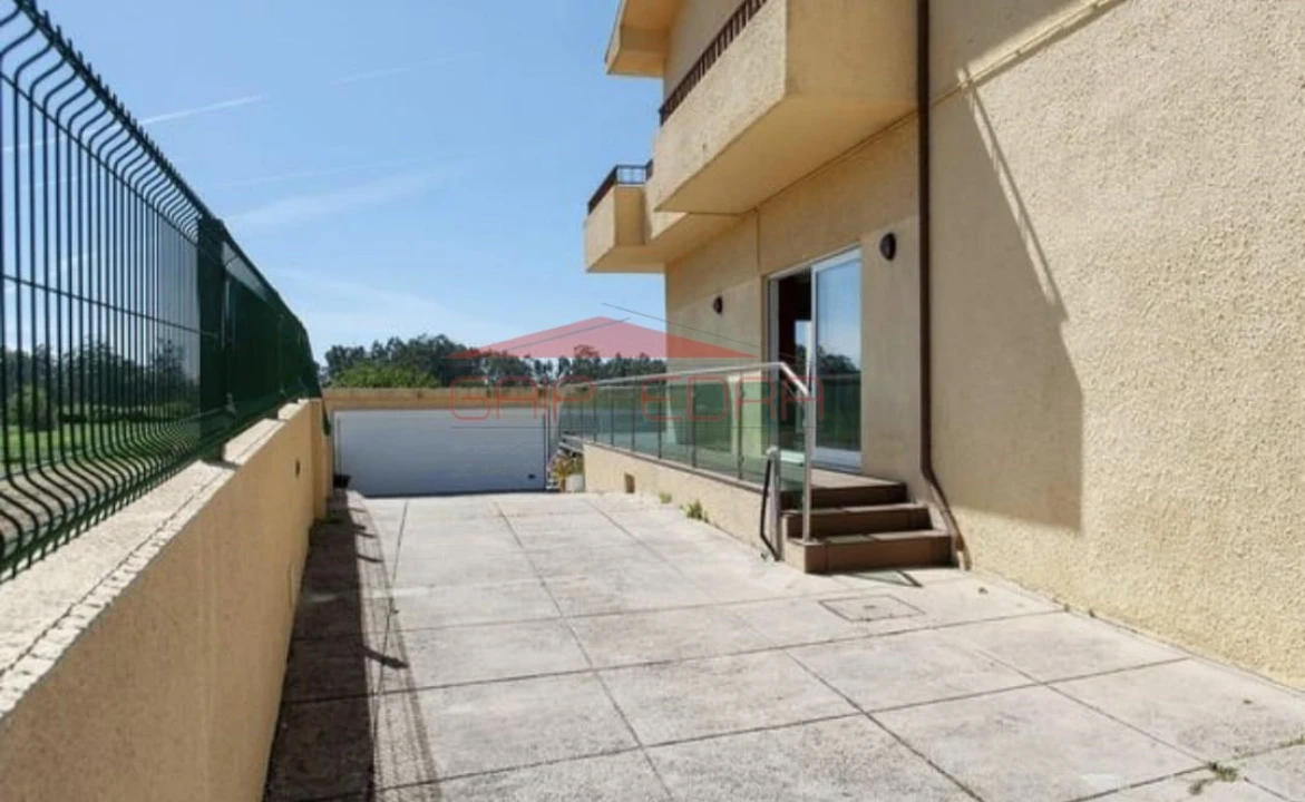 Moradia T5 para Arrendamento em Perafita, Lavra e Santa Cruz do Bispo Foto 12