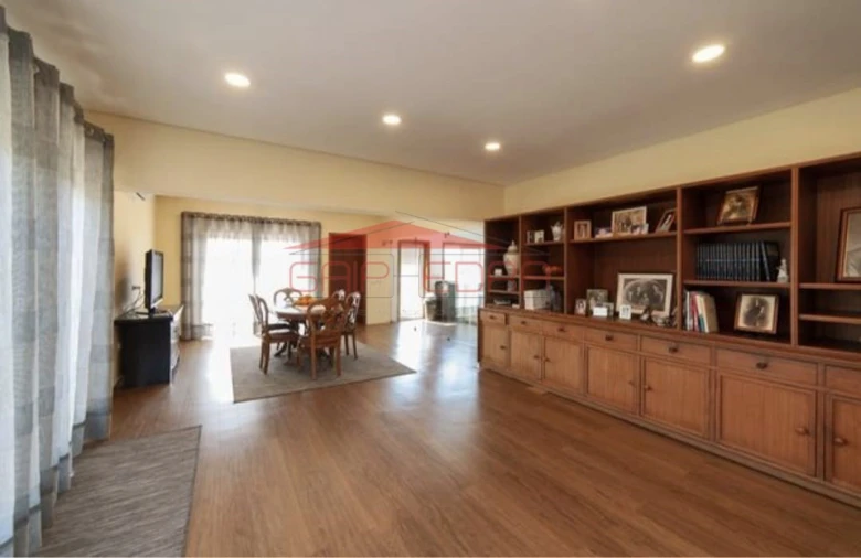 Moradia T5 para Arrendamento em Perafita, Lavra e Santa Cruz do Bispo Foto 2