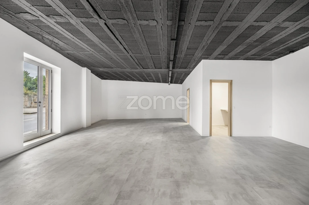 Negócio para Venda em Moreira Foto 8