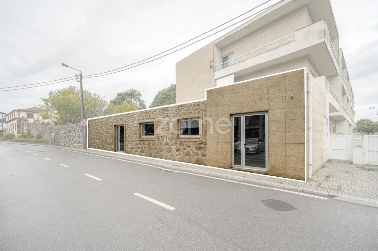 Negócio para Venda em Moreira Foto 2