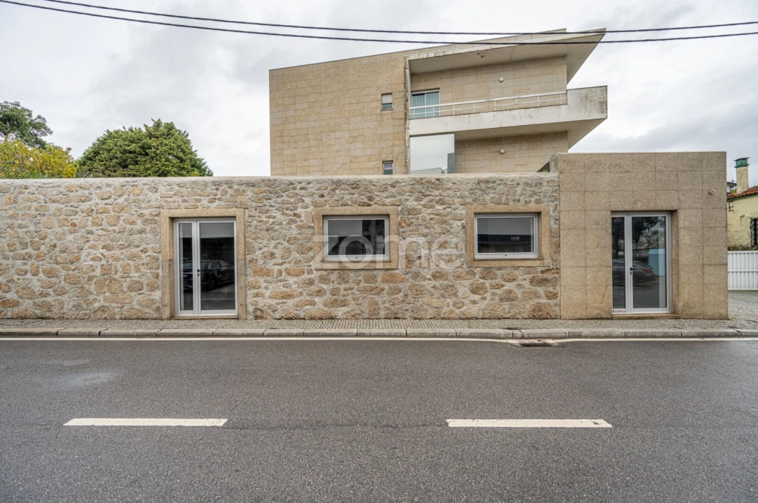 Negócio para Venda em Moreira Foto 1