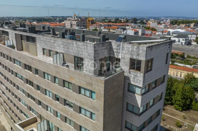 Apartamento T3 para Arrendamento em Cedofeita, Santo Ildefonso, Sé, Miragaia, São Nicolau e Vitória