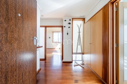 Apartamento T3 para Arrendamento em Cedofeita, Santo Ildefonso, Sé, Miragaia, São Nicolau e Vitória