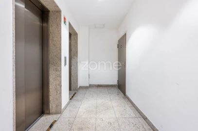 Apartamento T3 para Arrendamento em Cedofeita, Santo Ildefonso, Sé, Miragaia, São Nicolau e Vitória