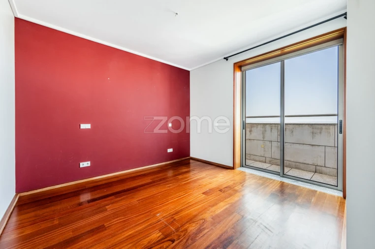 Apartamento T3 para Arrendamento em Cedofeita, Santo Ildefonso, Sé, Miragaia, São Nicolau e Vitória Foto 21