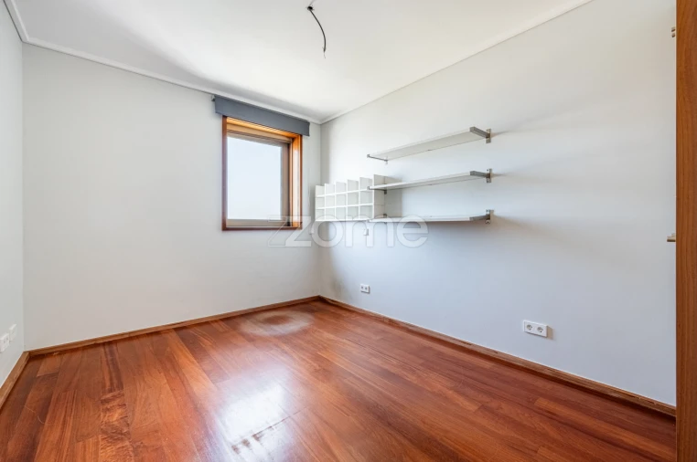 Apartamento T3 para Arrendamento em Cedofeita, Santo Ildefonso, Sé, Miragaia, São Nicolau e Vitória Foto 18