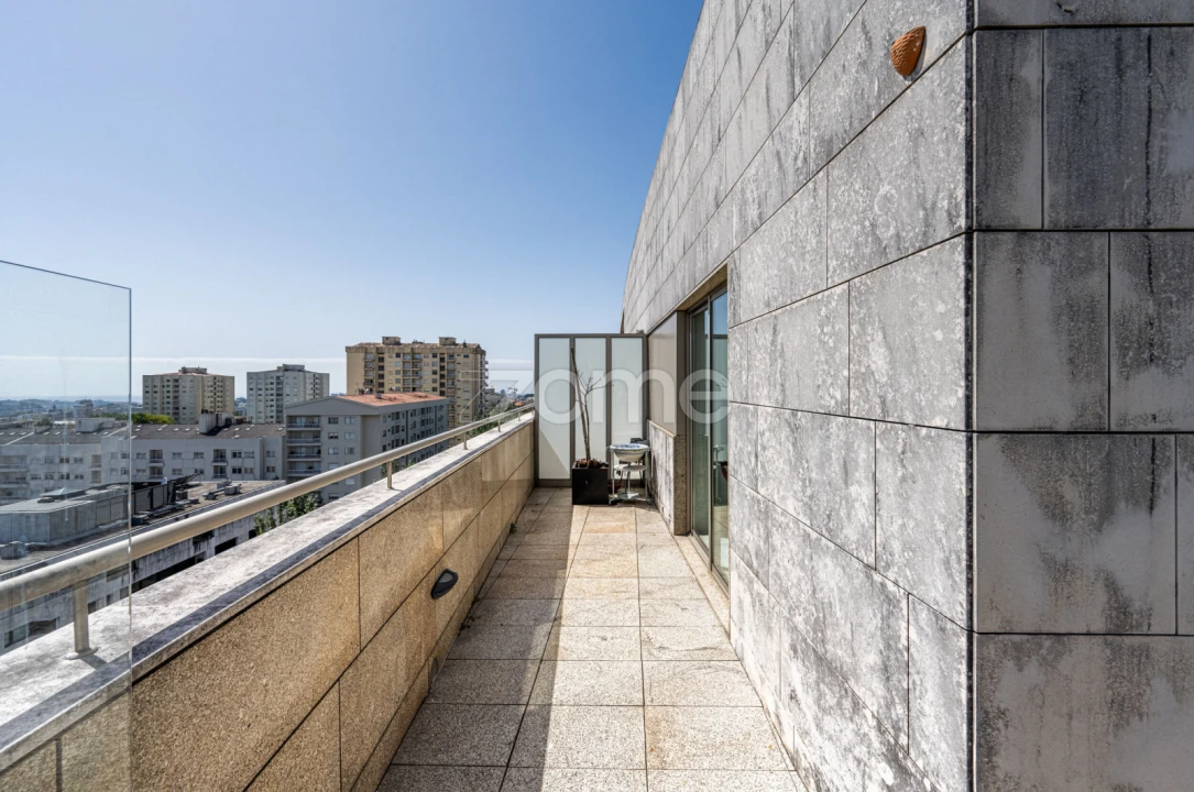 Apartamento T3 para Arrendamento em Cedofeita, Santo Ildefonso, Sé, Miragaia, São Nicolau e Vitória Foto 12