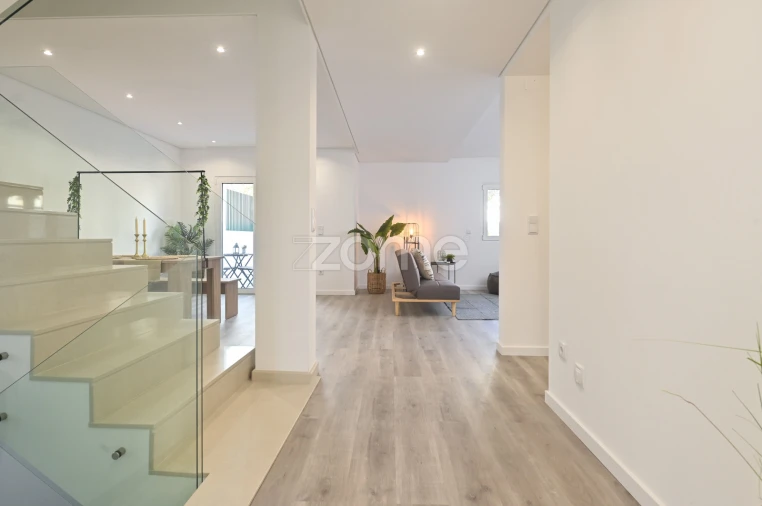 Moradia T3 para Venda em Rio de Mouro Foto 6