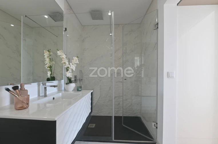 Moradia T3 para Venda em Rio de Mouro Foto 30