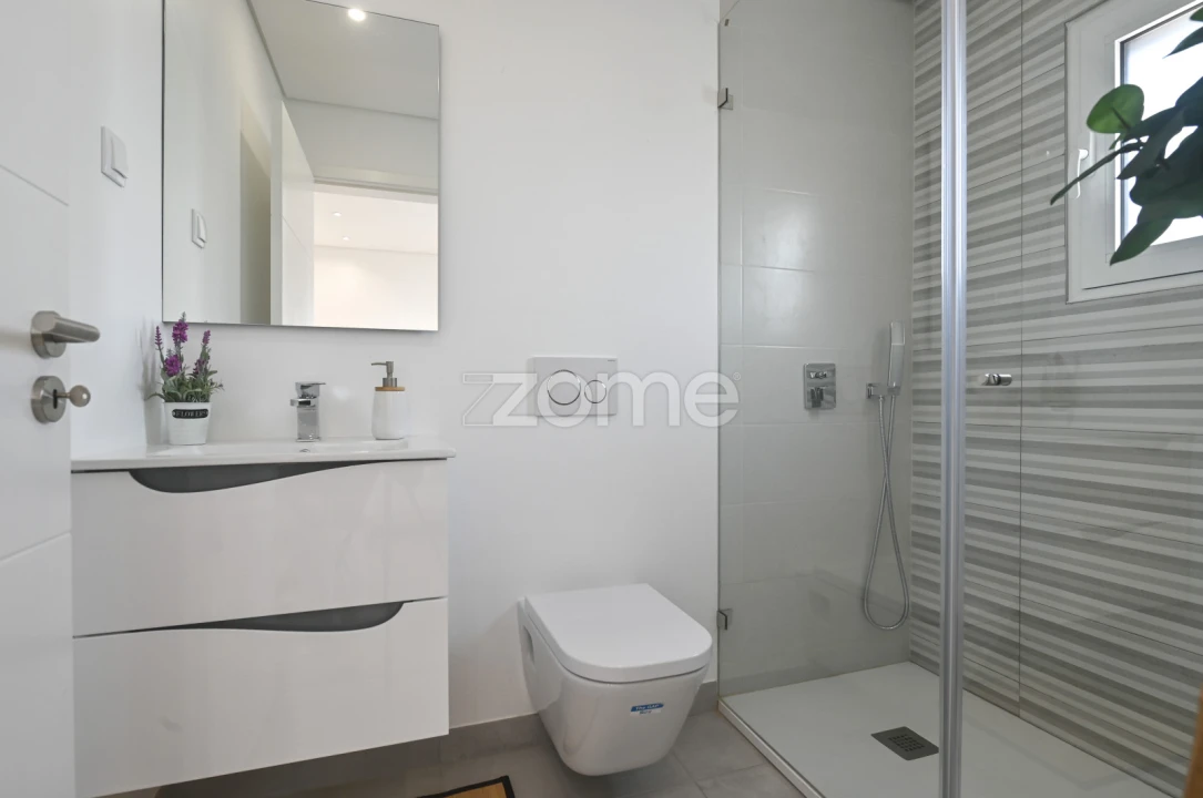 Moradia T3 para Venda em Rio de Mouro Foto 35