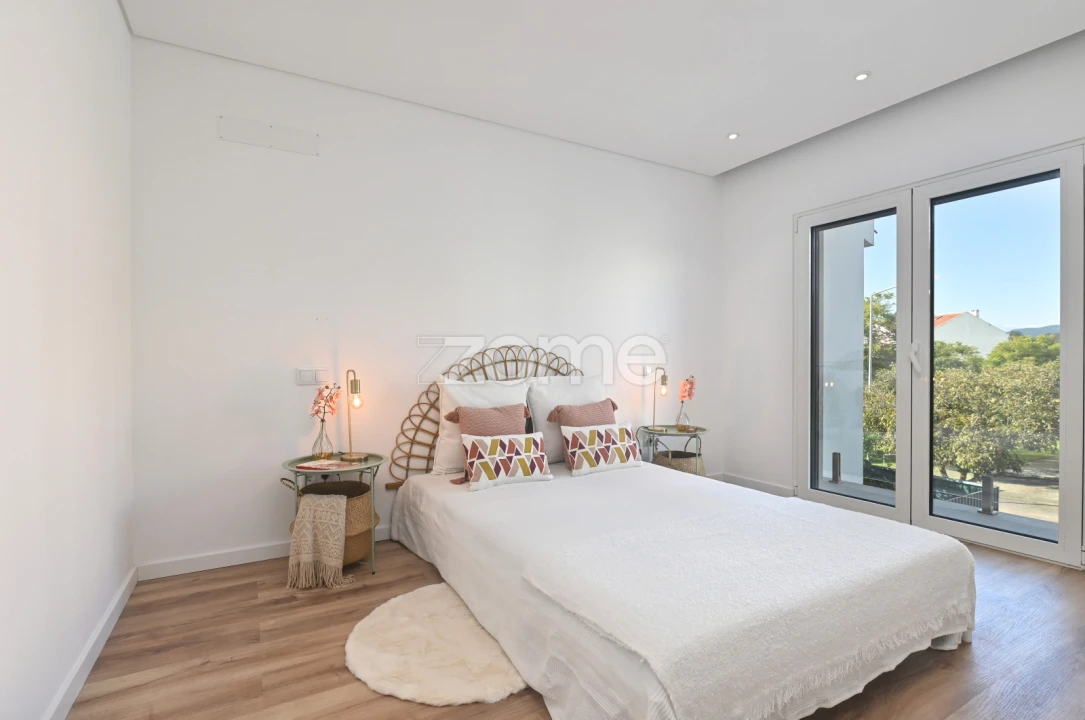 Moradia T3 para Venda em Rio de Mouro Foto 21