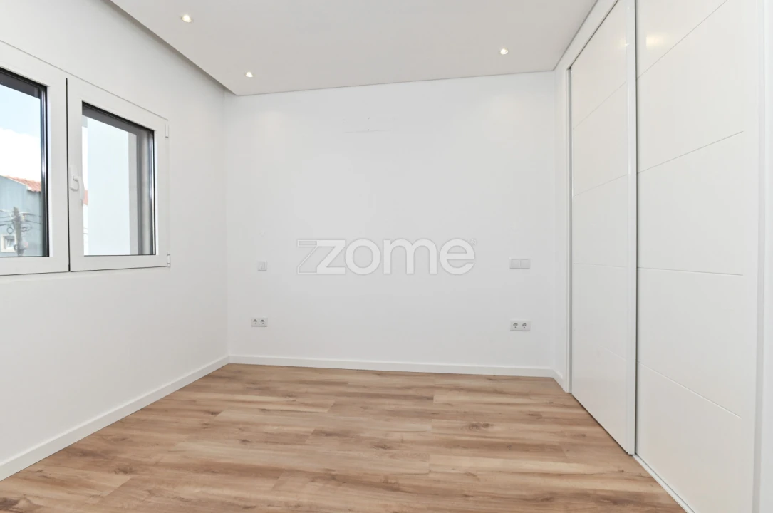 Moradia T3 para Venda em Rio de Mouro Foto 27