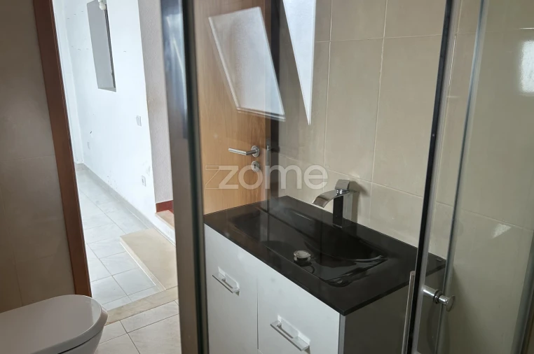 Moradia T2 para Venda em Azambujeira e Malaqueijo Foto 11