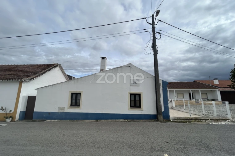 Moradia T2 para Venda em Azambujeira e Malaqueijo Foto 4