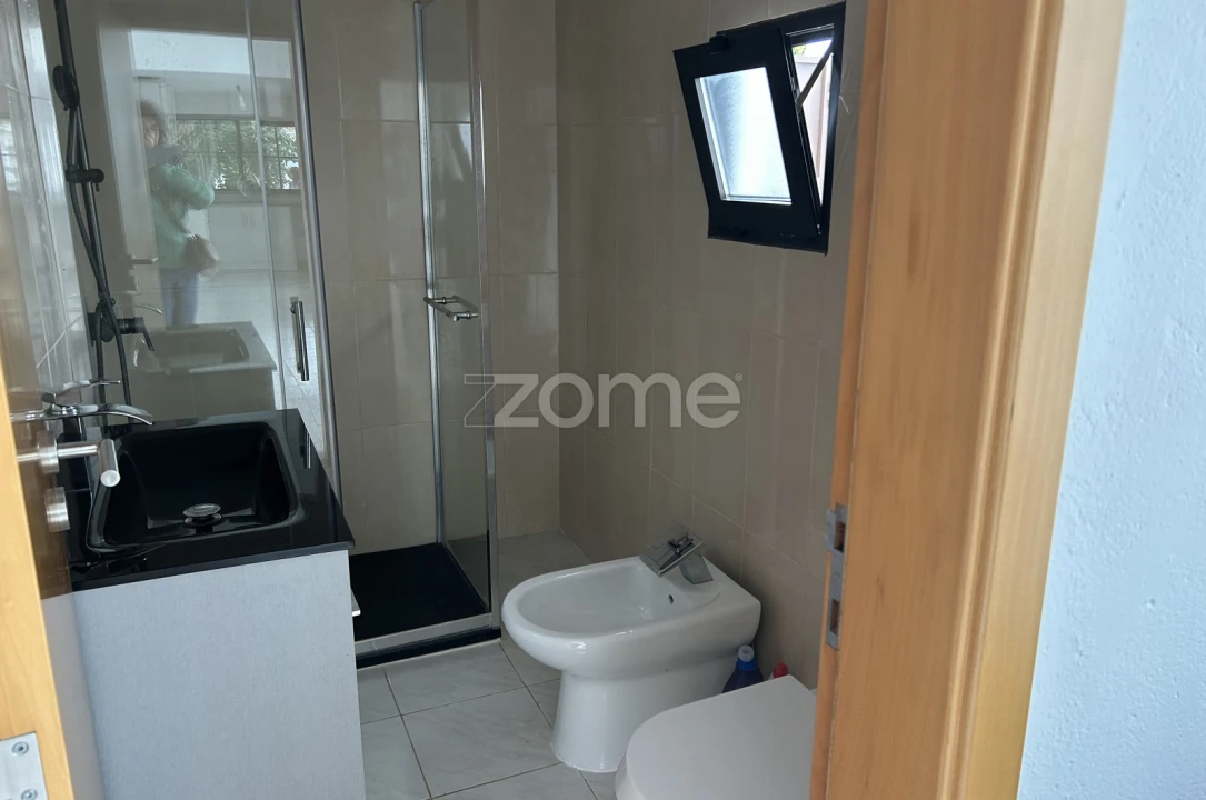 Moradia T2 para Venda em Azambujeira e Malaqueijo Foto 12